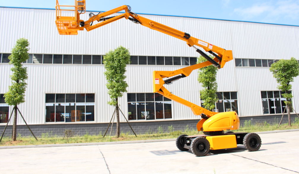 自行曲臂高空作業升降平臺